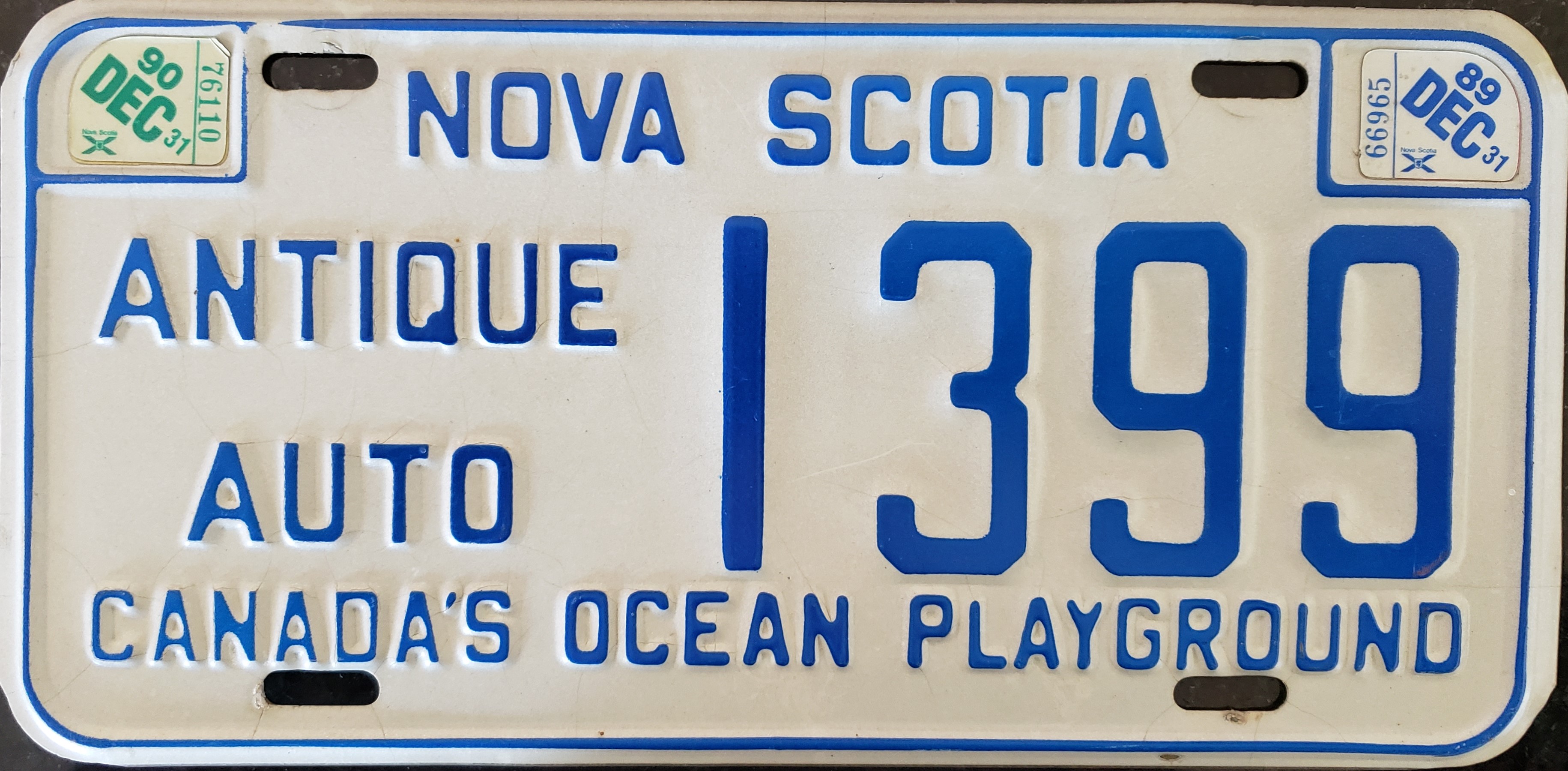 Canadian Military License Plates Antique / Collector Car Plates